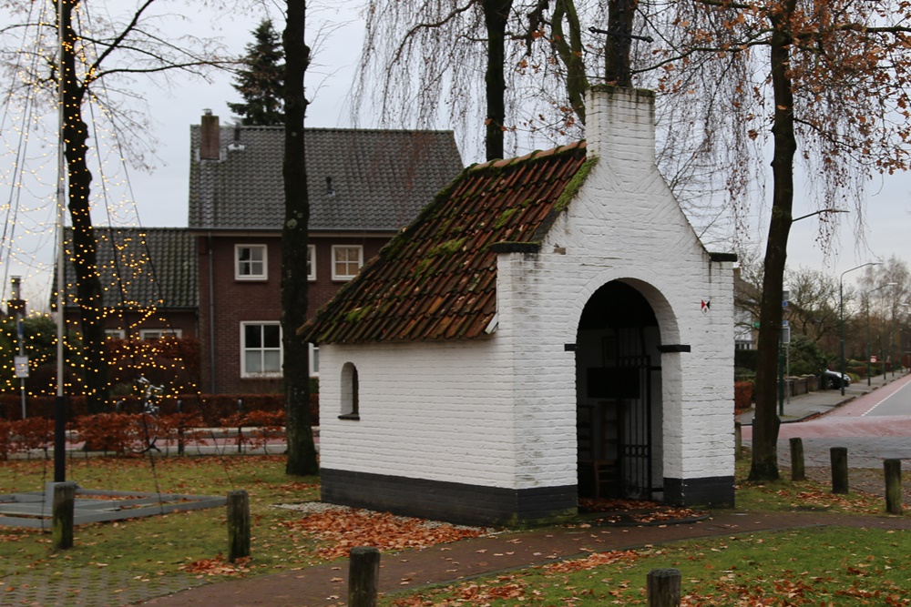 Gedenktekens in Kapel Eersel