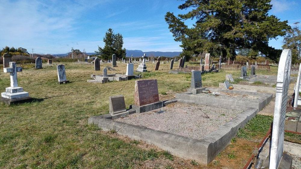 Oorlogsgraf van het Gemenebest Westbury Anglican Cemetery #1