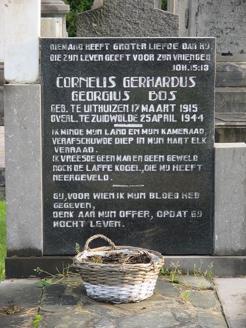 Nederlandse Oorlogsgraven Rooms Katholieke Begraafplaats Uithuizen #2