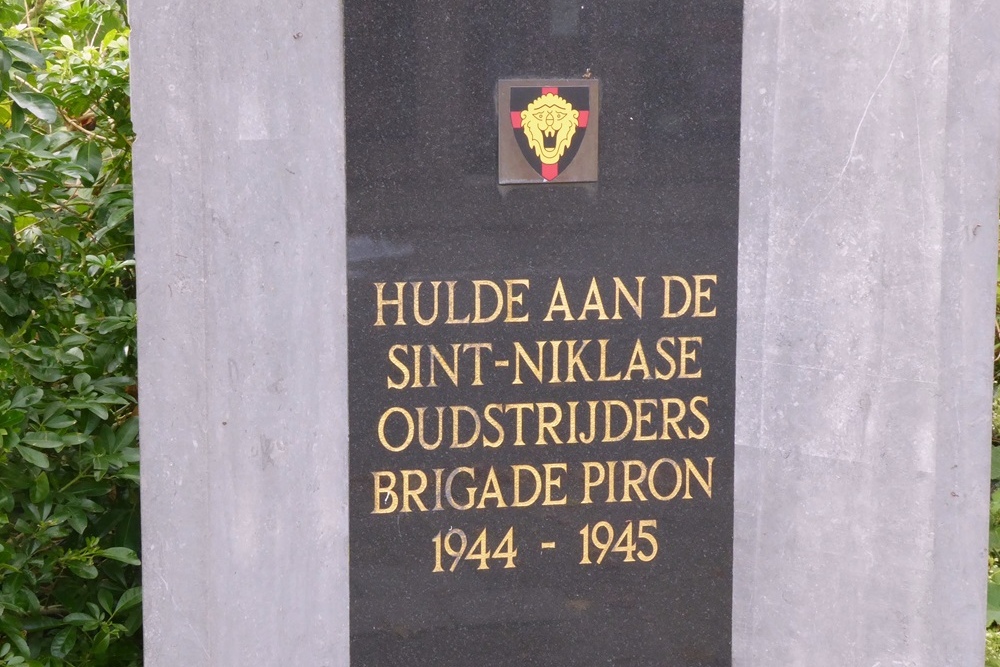 Oorlogsmonument Brigade Piron #4
