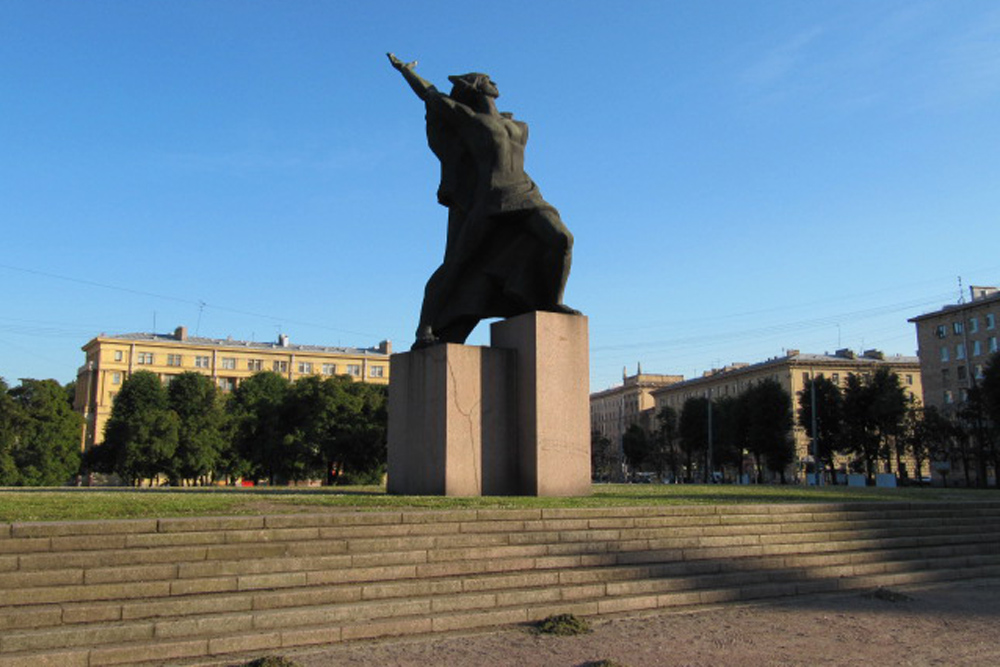 Monument Heroische Sovjetjeugd #1