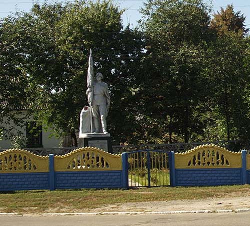 Mass Grave Soviet Soldiers Sosnivka #1