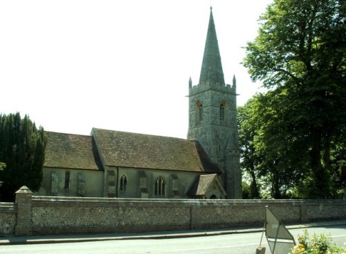 Oorlogsgraven van het Gemenebest St. Edmund Churchyard