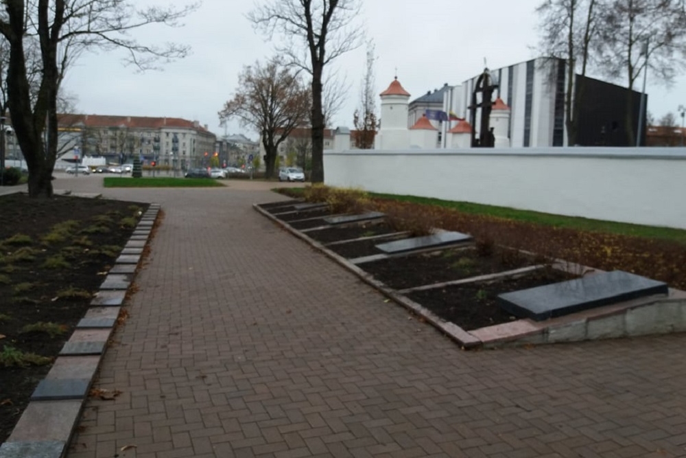 Sovjet Oorlogsgraven iauliai #3