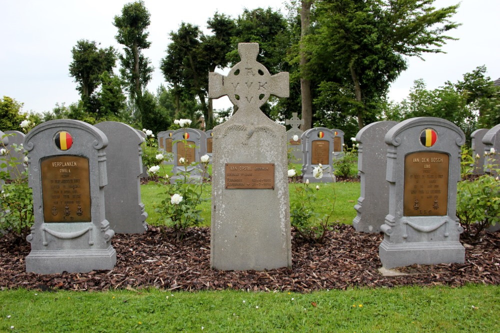 Belgian War Cemetery Oeren #4