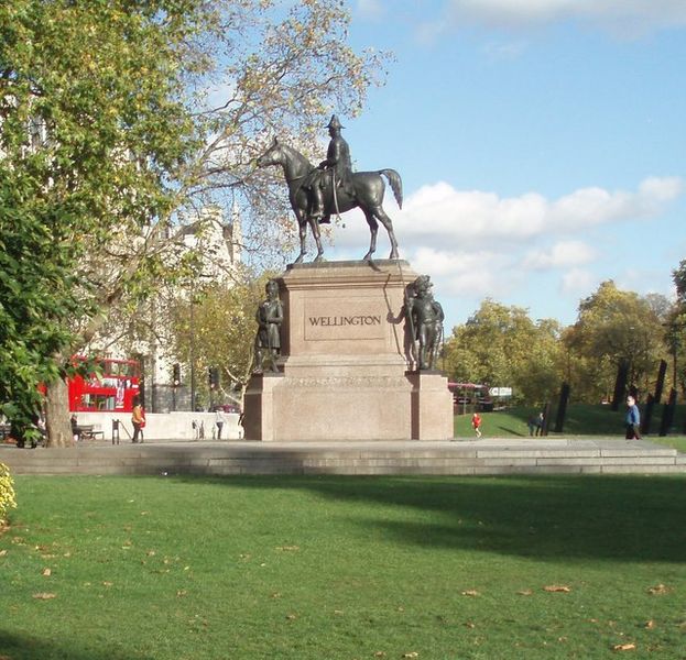 Equistrian Statue of Arthur Wellesley, 1st Duke of Wellington #3