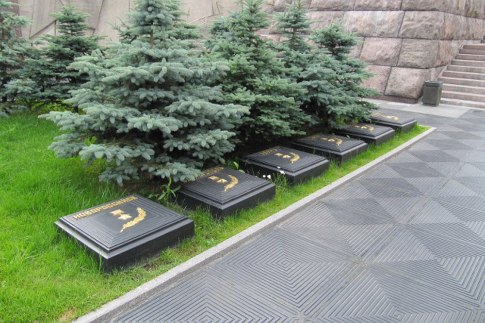 Monument Heroische Verdedigers van Leningrad #3