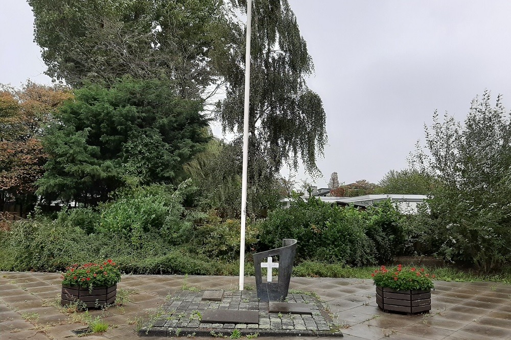 Oorlogsmonument Reeuwijk #1