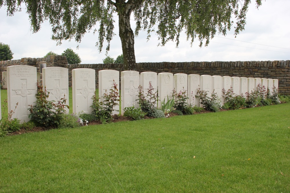 Commonwealth War Cemetery Tank #2