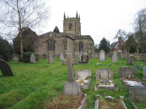 Oorlogsgraf van het Gemenebest St Michael Churchyard