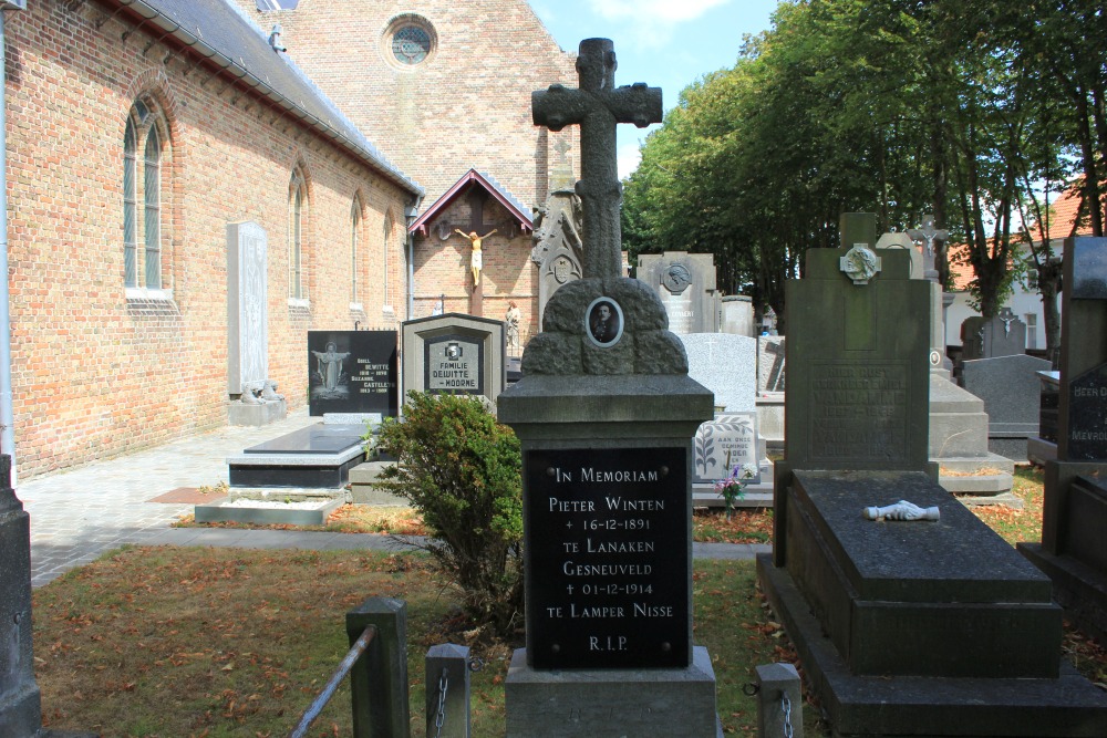 Belgian War Graves Lampernisse #3