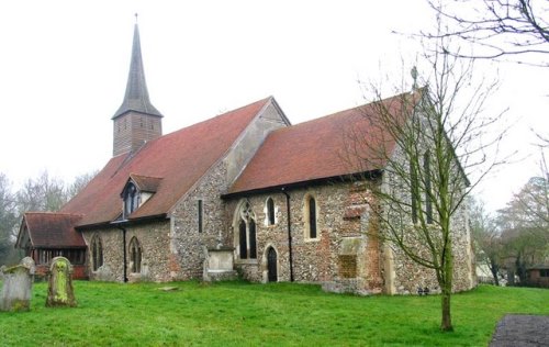 Oorlogsgraf van het Gemenebest White Notley Churchyard