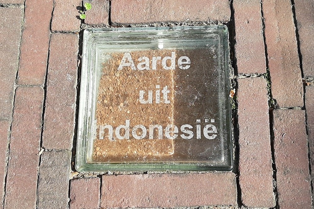 Monument Nederlands-Indi Veghel #3