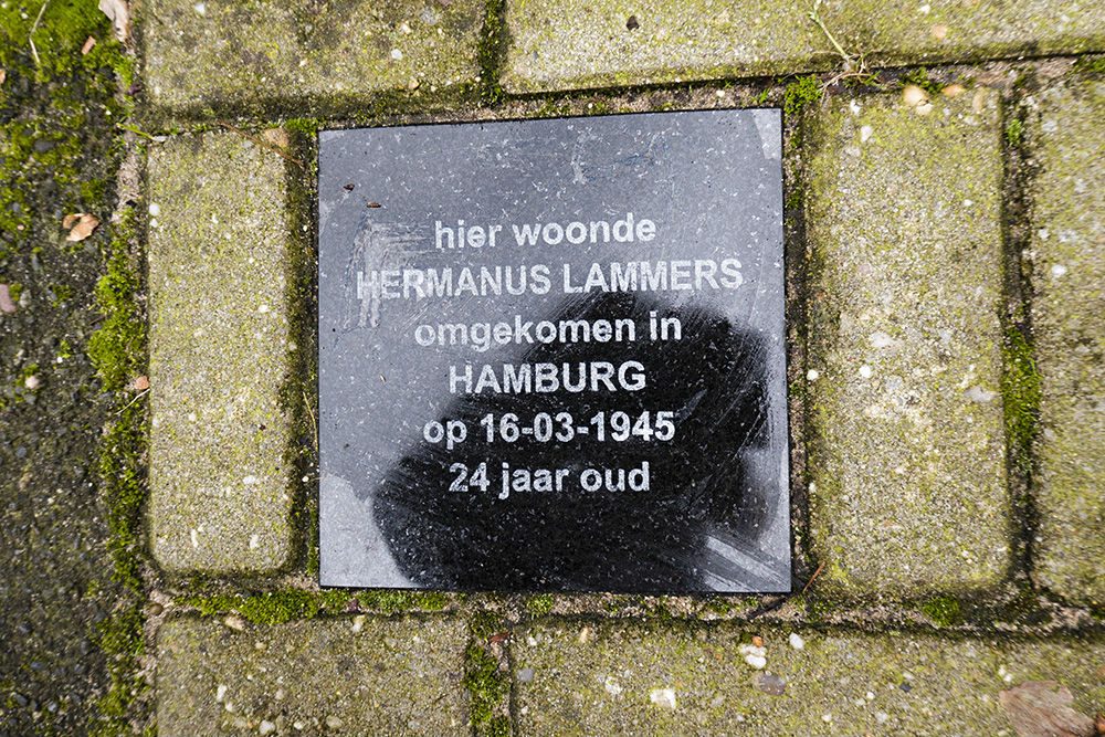 Memorial Stone Albert Cuypstraat 21