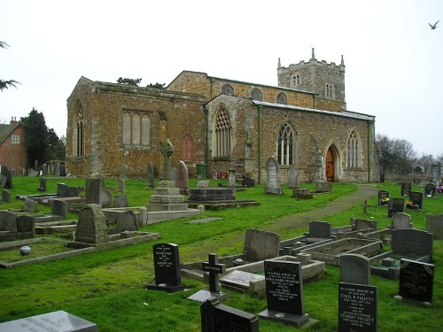 Oorlogsgraven van het Gemenebest All Saints Churchyard #1