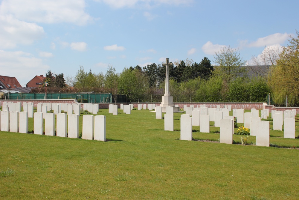 Commonwealth War Cemetery Potijze Burial Ground #2