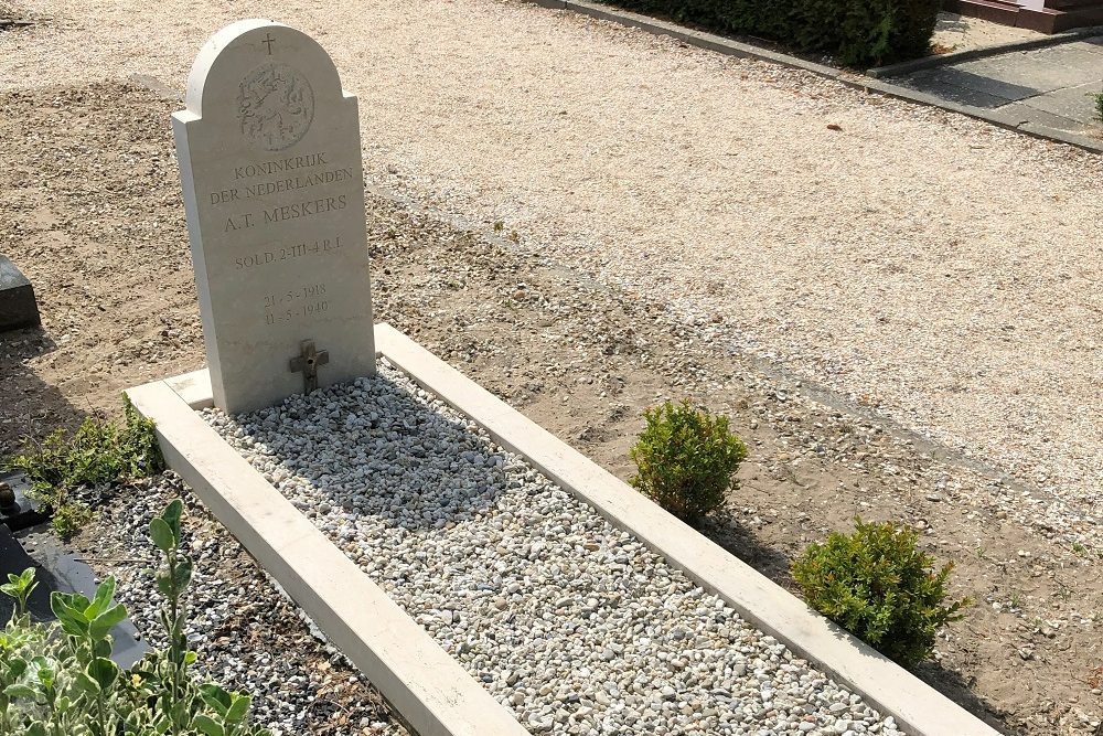 Nederlandse Oorlogsgraven Rooms Katholieke Begraafplaats Hillegom #1