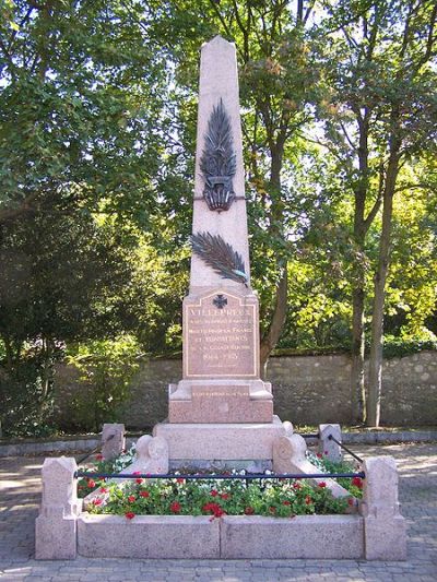 Oorlogsmonument Villepreux #1
