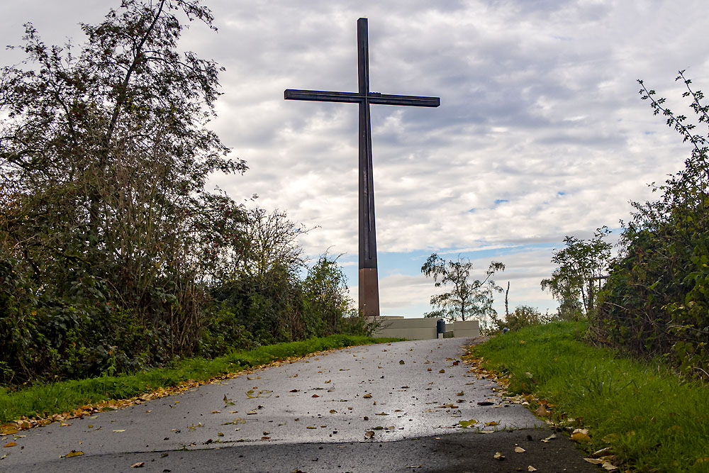 Haaren Cross 