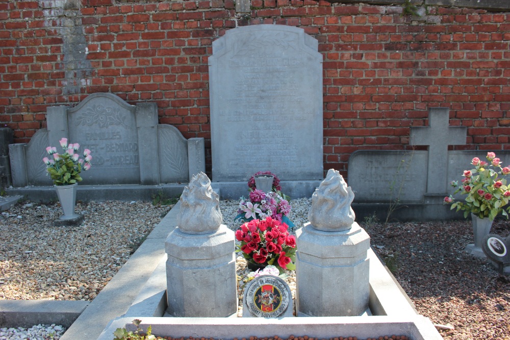 Belgian Graves Veterans Hamoir