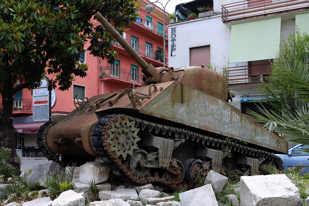 Memorial Battle of Monte Cassino (Sherman M4 Tank)