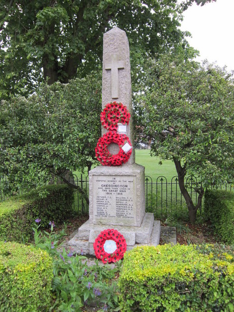 Oorlogsmonument Cheddington #1