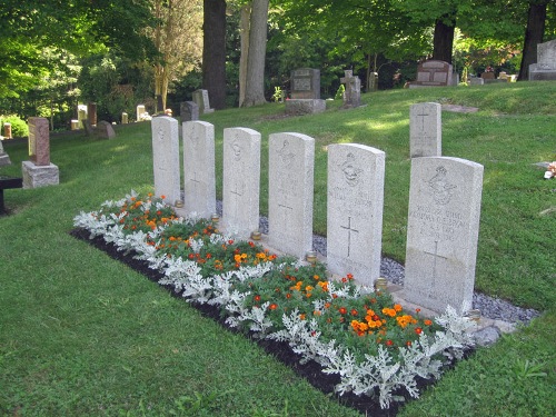 Oorlogsgraven van het Gemenebest Glenwood Cemetery