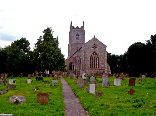 Commonwealth War Graves Holy Innocents Churchyard #1