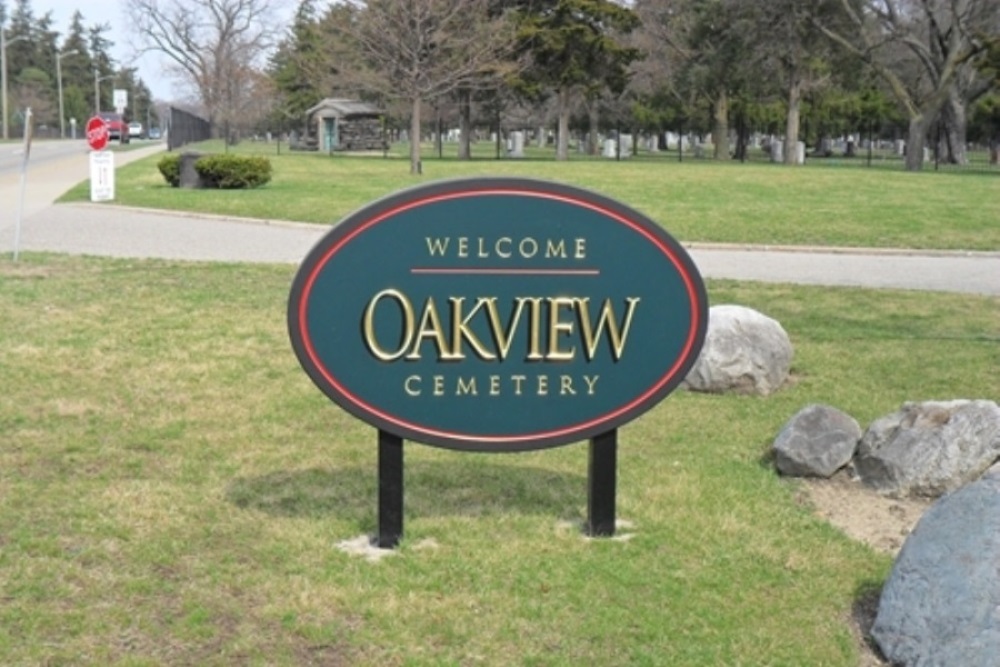 Commonwealth War Grave Oakview Cemetery #1