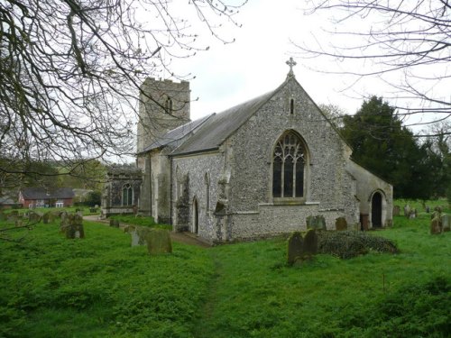 Commonwealth War Graves St. John the Baptist Churchyard