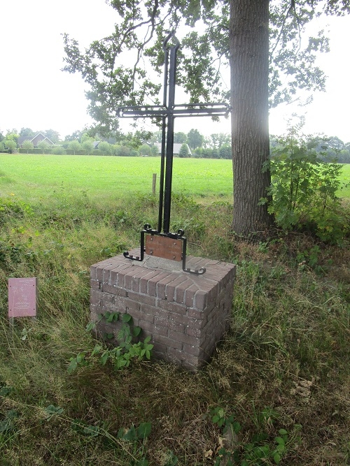 Monument Pierre Brisdoux #2