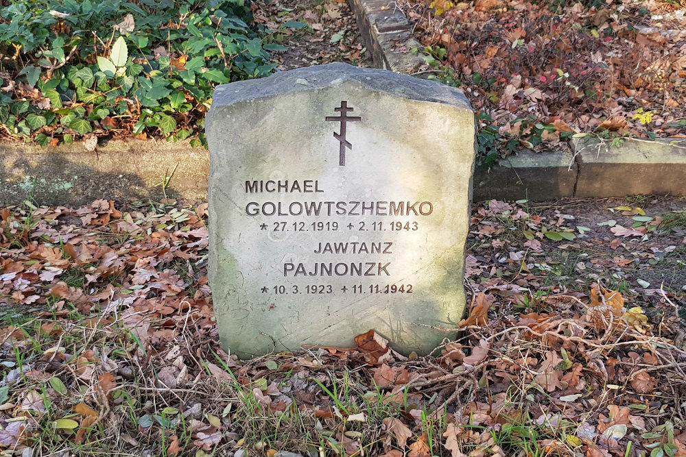 Soviet War Graves Nienburg #2