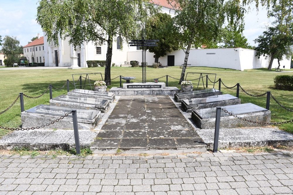 War Monument Basilika Frauenkirchen