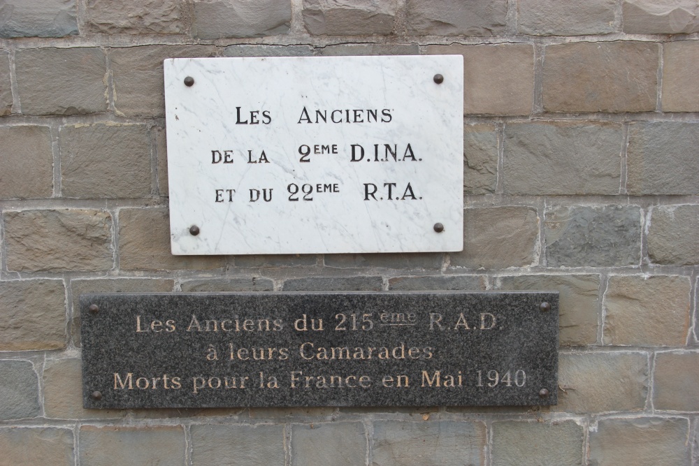 French War Memorial Court-Saint-Etienne #4