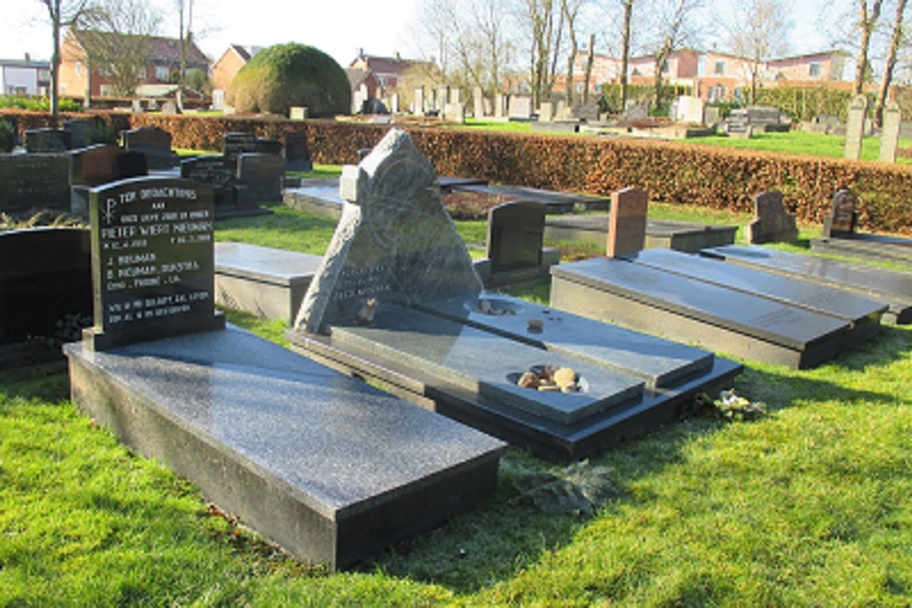Dutch War Graves Aduard #5