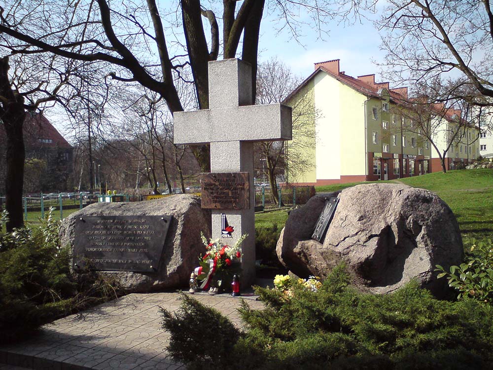 Memorial Victims Katyn & Siberia #1