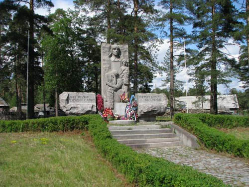 Mass Grave Soviet Soldiers Ermilovo #1