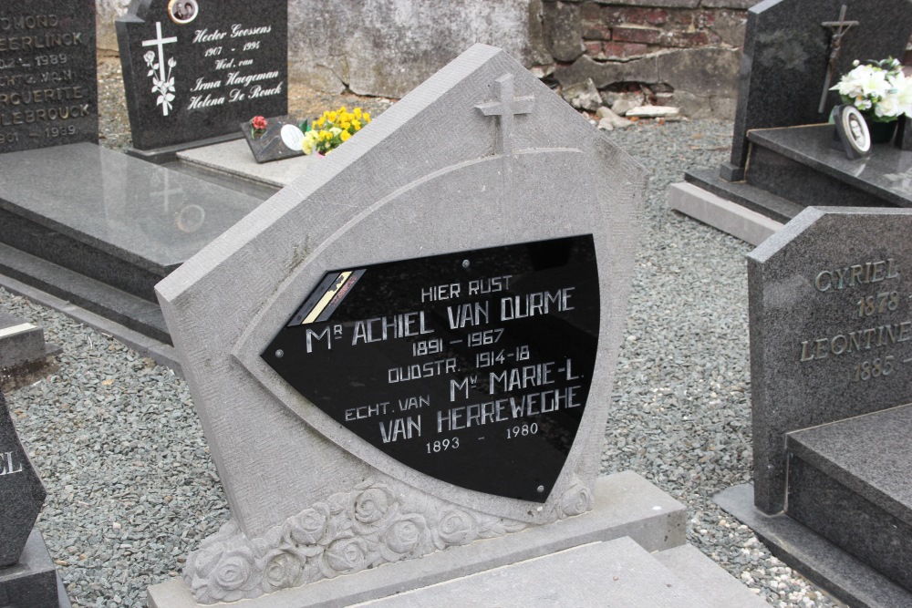Belgian Graves Veterans Woubrechtegem #3
