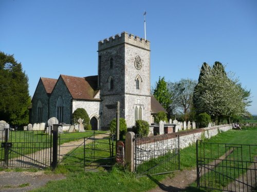 Commonwealth War Grave St. Andrew Churchyard #1