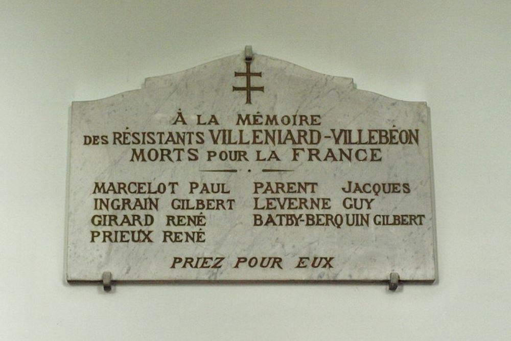 Memorial Killed Resistance Fighters Villeniard-Villebon #1