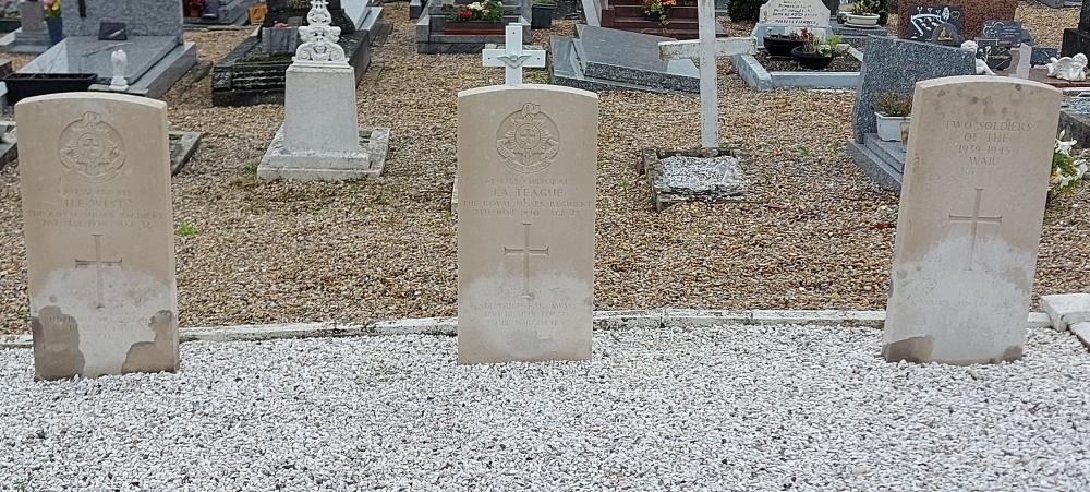 Commonwealth War Graves Neufchtel-en-Bray #2