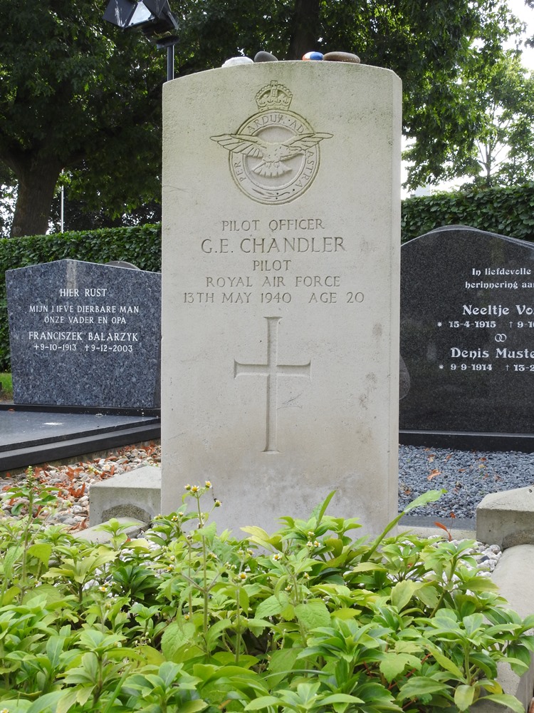 Commonwealth War Grave Dutch Reformed Cemetery Made #2