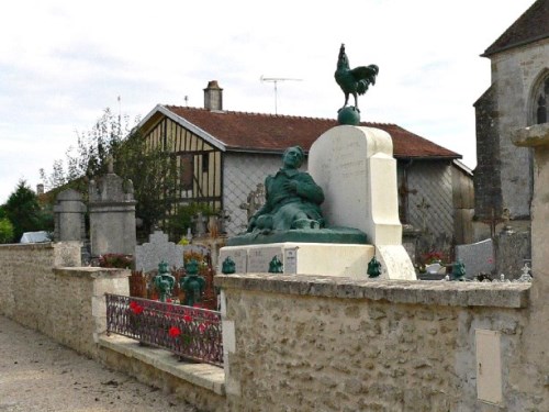 War Memorial Robert-Magny #1