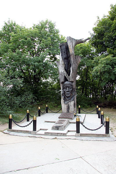 Grave Guards Lieutenant V.M. Kamysheva