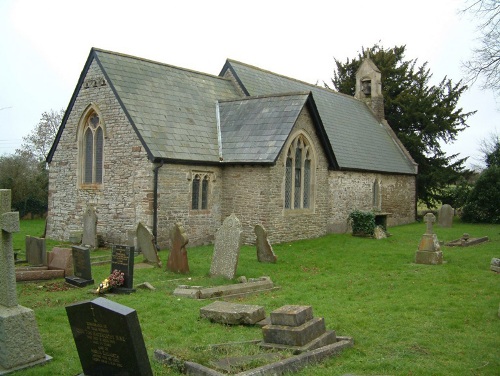 Oorlogsgraf van het Gemenebest Langstone Churchyard