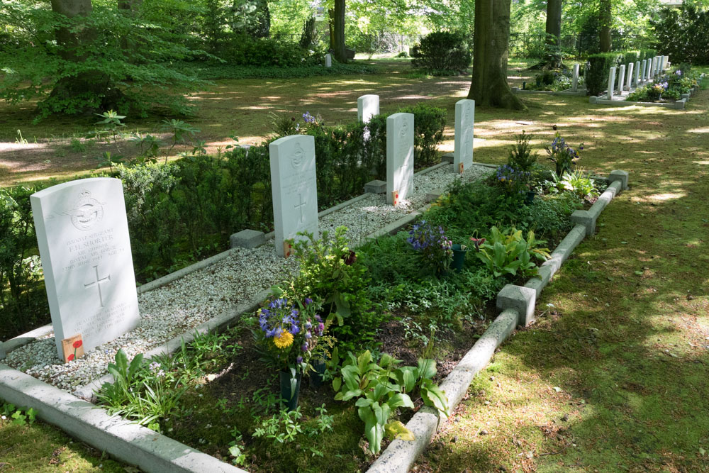 Commonwealth War Graves Epe