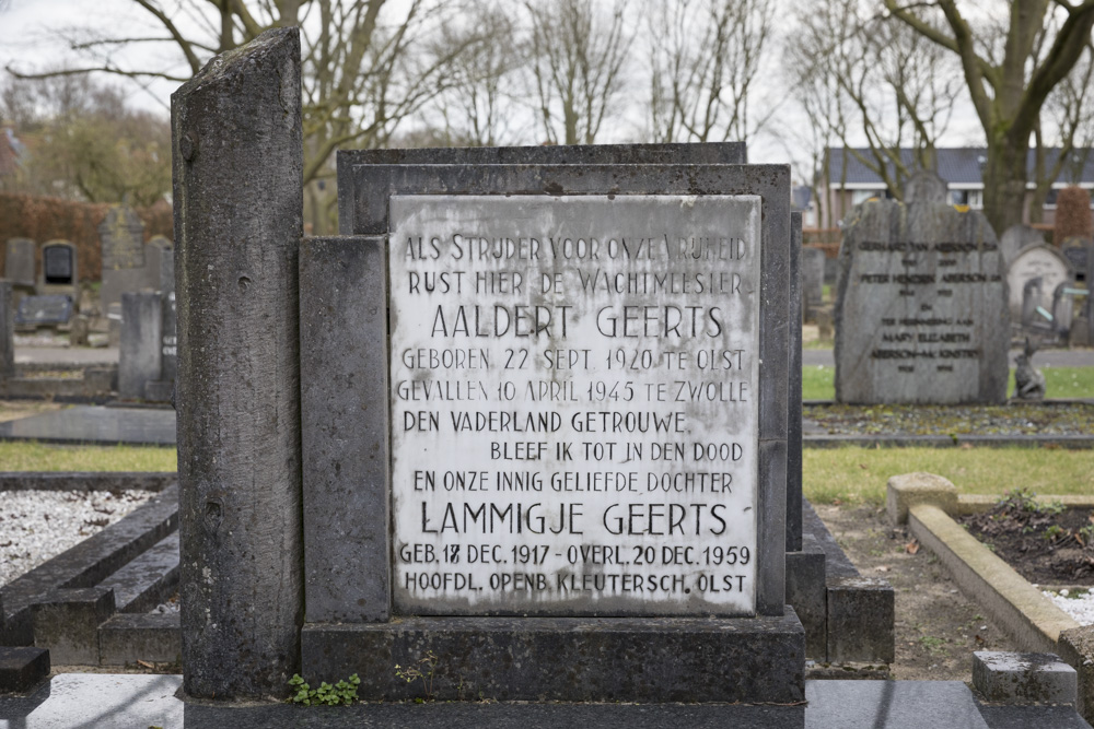 Dutch War Grave Municipal Cemetery Den Nul #1