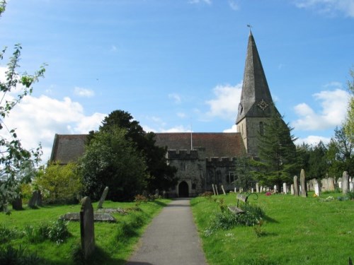 Commonwealth War Graves All Saints Churchyard