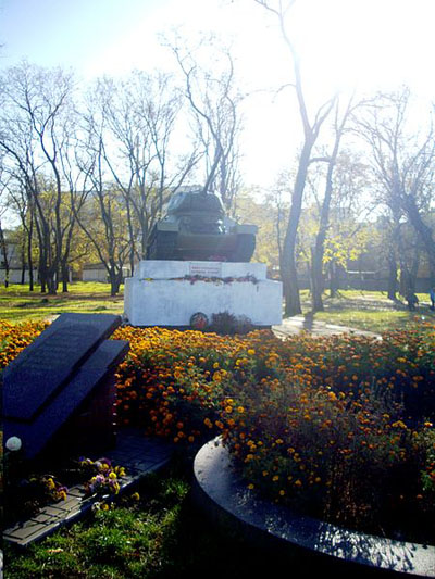 Bevrijdingsmonument (T-34/85 Tank) Kakhovka