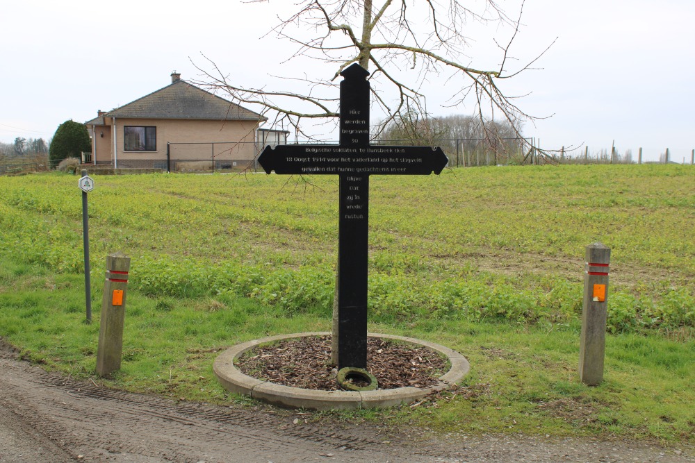 Herinneringskruis en Vredesboom Bunsbeek #2